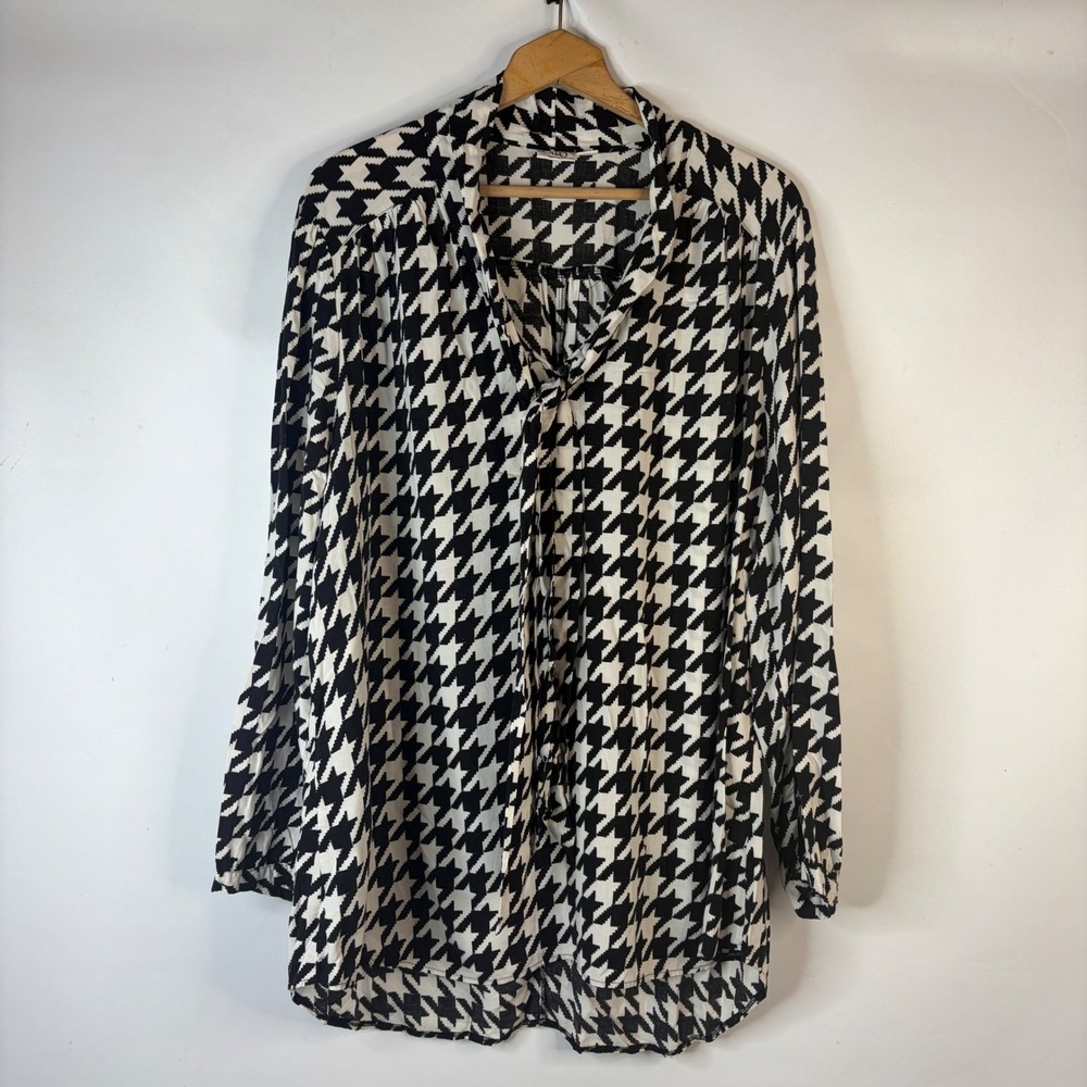 Cato Blouse Woman 26/28W Black White Houndstooth Tie Neck Long Sleeve Rayon